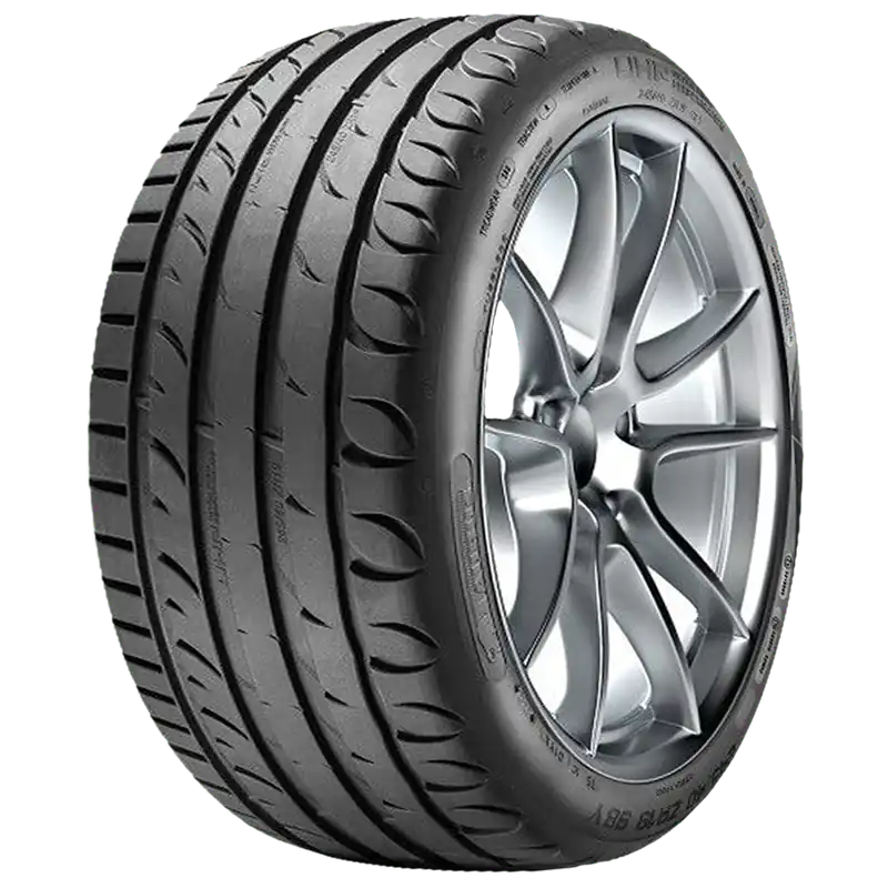 Anvelopa Vara 215/45R17 87W Taurus Ultra High Performance Ultima șansă