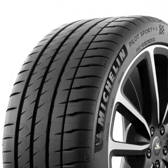 Anvelopa Vara Michelin 245/45R20 LOMI 103Y PS4S Reducere de preț
