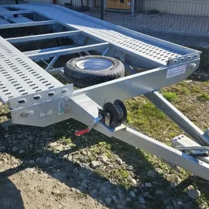 Disponibil imediat TRAILER PLATFORMA AUTO Niewiadow Jupiter 5M 3.5T
