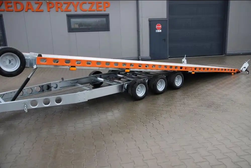 Ofertă Trailer Wiola hidraulica 3.5 t 3 axe 5.5 m