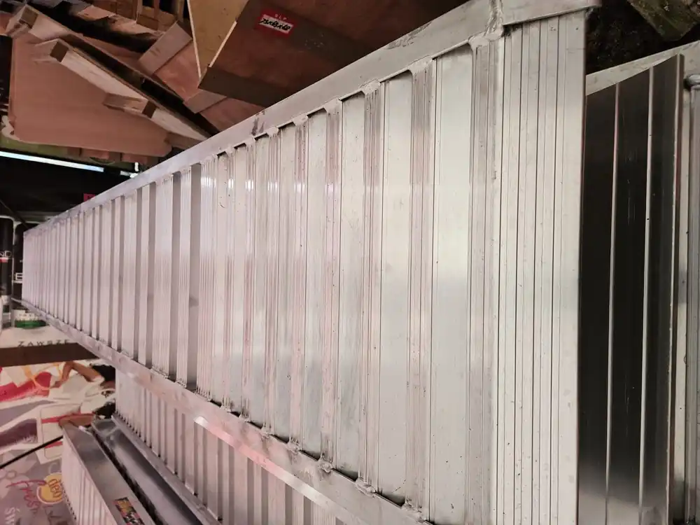 Rampe de încărcare/descarcare aluminiu 5000 x 562 mm, 7100 kg Noutate